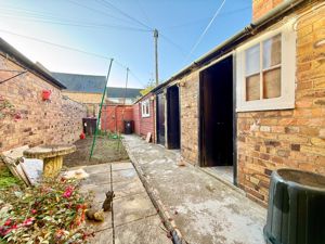 Photo 9- click for photo gallery